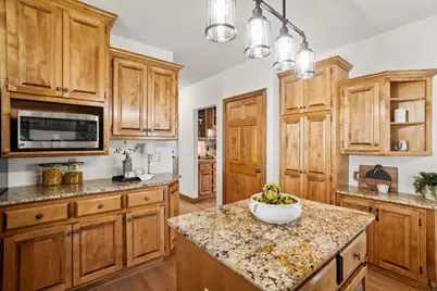 13620 W Eagle Trce, New Berlin, WI 53151 - Photo 35