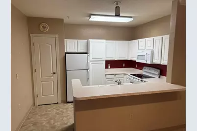 2740  Northview Rd #104, Waukesha, WI 53188 - Photo 9