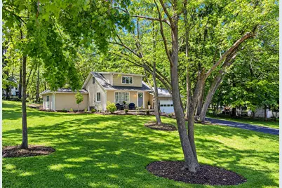 76  Orchard St, Williams Bay, WI 53191 - Photo 37