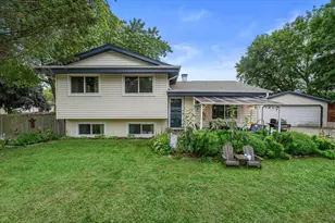 2645 Holly Grove Ct, Racine, WI 53402 - Photo 1