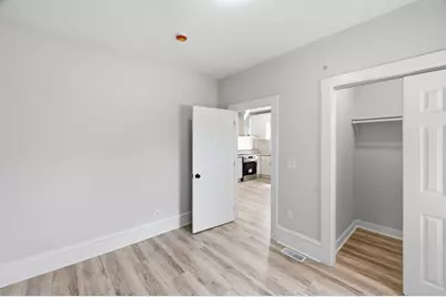 2935 N 28th St #2937, Milwaukee, WI 53210 - Photo 9