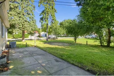 2605  James Blvd, Racine, WI 53403 - Photo 21