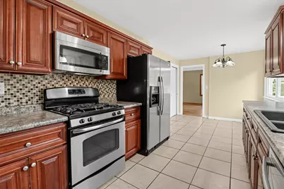 2605  James Blvd, Racine, WI 53403 - Photo 17
