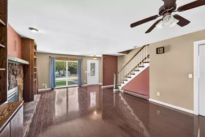 445 W Chestnut St, Burlington, WI 53105 - Photo 5