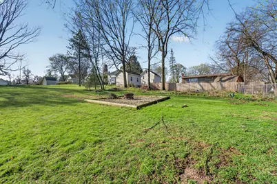 445 W Chestnut St, Burlington, WI 53105 - Photo 23
