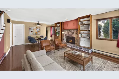 445 W Chestnut St, Burlington, WI 53105 - Photo 7