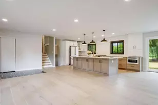 2050 Mt Kisco Dr, Elm Grove, WI 53122 - Photo 15