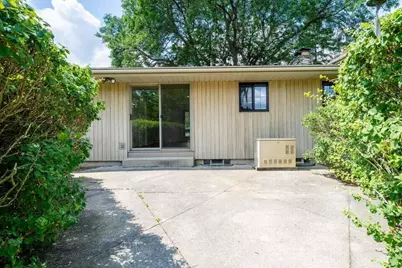2050  Mt Kisco Dr, Elm Grove, WI 53122 - Photo 47
