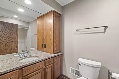 W156N10640  Cobbler Ln, Germantown, WI 53022 - Photo 17