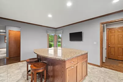 W156N10640  Cobbler Ln, Germantown, WI 53022 - Photo 9