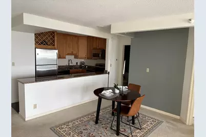 1660 N Prospect Ave #2304, Milwaukee, WI 53202 - Photo 5