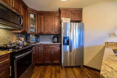 230 E Drexel Ave, Oak Creek, WI 53154 - Photo 3