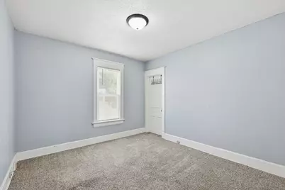 6826  26th Ave, Kenosha, WI 53143 - Photo 7