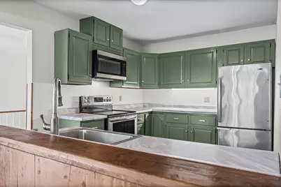 709  Krueger Ct, Onalaska, WI 54650 - Photo 5