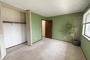 6126 W Port Ave, Milwaukee, WI 53223 - Photo 11