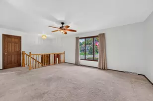 3560 S Oakdale Dr, New Berlin, WI 53151 - Photo 3