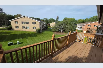 139  Heidel Rd #7, Thiensville, WI 53092 - Photo 5