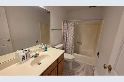139  Heidel Rd #7, Thiensville, WI 53092 - Photo 9