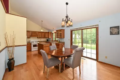 9358 S 33rd St, Franklin, WI 53132 - Photo 11