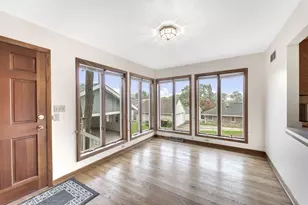 250 N 115th St, Wauwatosa, WI 53226 - Photo 7