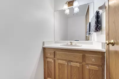 250 N 115th St, Wauwatosa, WI 53226 - Photo 7