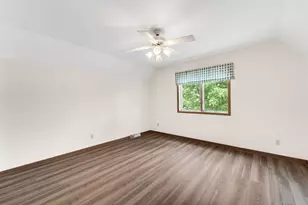 250 N 115th St, Wauwatosa, WI 53226 - Photo 17