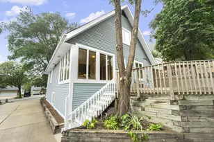 250 N 115th St, Wauwatosa, WI 53226 - Photo 21