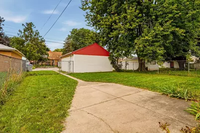 3923 N 78th St, Milwaukee, WI 53222 - Photo 17