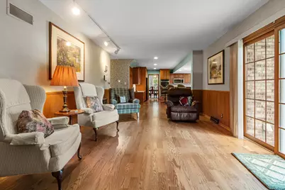111 N Griffin St, Elkhorn, WI 53121 - Photo 13