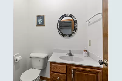 111 N Griffin St, Elkhorn, WI 53121 - Photo 19