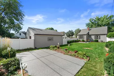 4386 S Burrell St, Milwaukee, WI 53207 - Photo 5