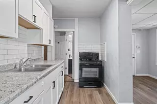 421 Caledonia St, La Crosse, WI 54603 - Photo 9