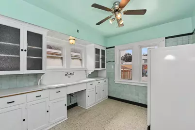 3049 S 45th St, Milwaukee, WI 53219 - Photo 11