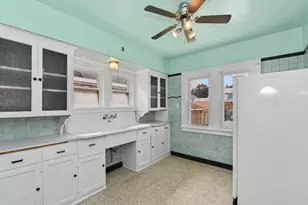 3049 S 45th St, Milwaukee, WI 53219 - Photo 11