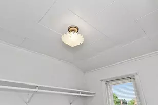 3049 S 45th St, Milwaukee, WI 53219 - Photo 35