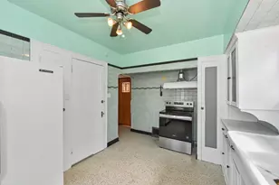 3049 S 45th St, Milwaukee, WI 53219 - Photo 13