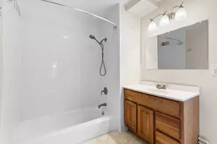 1110 S 123rd St, West Allis, WI 53214 - Photo 5