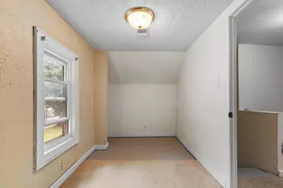 1110 S 123rd St, West Allis, WI 53214 - Photo 9