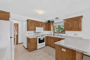 808 Schloemer Dr, West Bend, WI 53095 - Photo 5