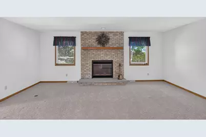 808  Schloemer Dr, West Bend, WI 53095 - Photo 3