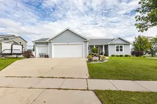 354 Rosewood Ave, Lake Mills, WI 53551 - Photo 7
