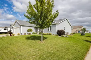 354 Rosewood Ave, Lake Mills, WI 53551 - Photo 5