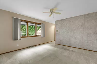 N80W13423  River Park Dr, Menomonee Falls, WI 53051 - Photo 29