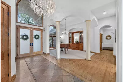 W213N5230  Golfview Dr, Menomonee Falls, WI 53051 - Photo 3