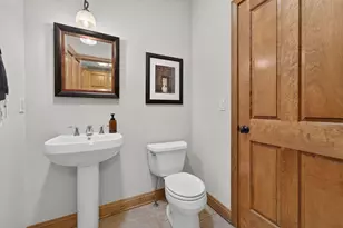 W213N5230 Golfview Dr, Menomonee Falls, WI 53051 - Photo 29