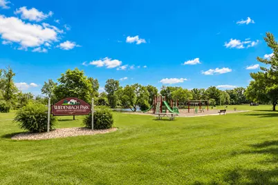 W213N10189  Beech Dr, Germantown, WI 53017 - Photo 25