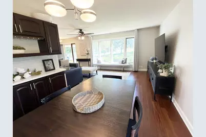 W240N4035  Swan Rd, Pewaukee, WI 53072 - Photo 7