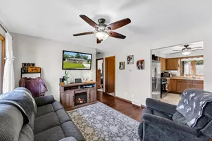 N2443 Giles Dr, Bloomfield, WI 53105 - Photo 7