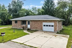 N2443 Giles Dr, Bloomfield, WI 53105 - Photo 1