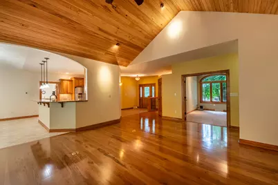 260  Glacial Dr, Slinger, WI 53086 - Photo 17